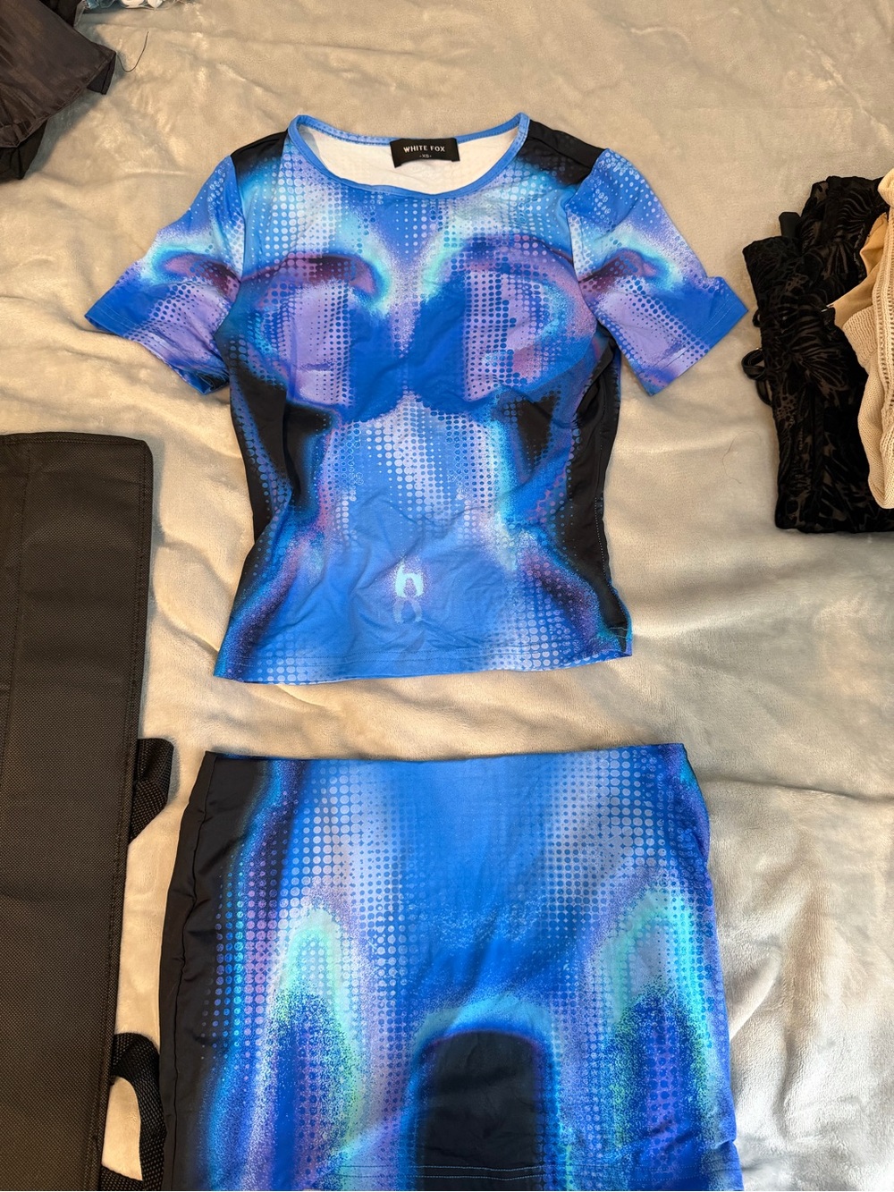 White Fox Boutique Blue & Black Printed Skirt Set